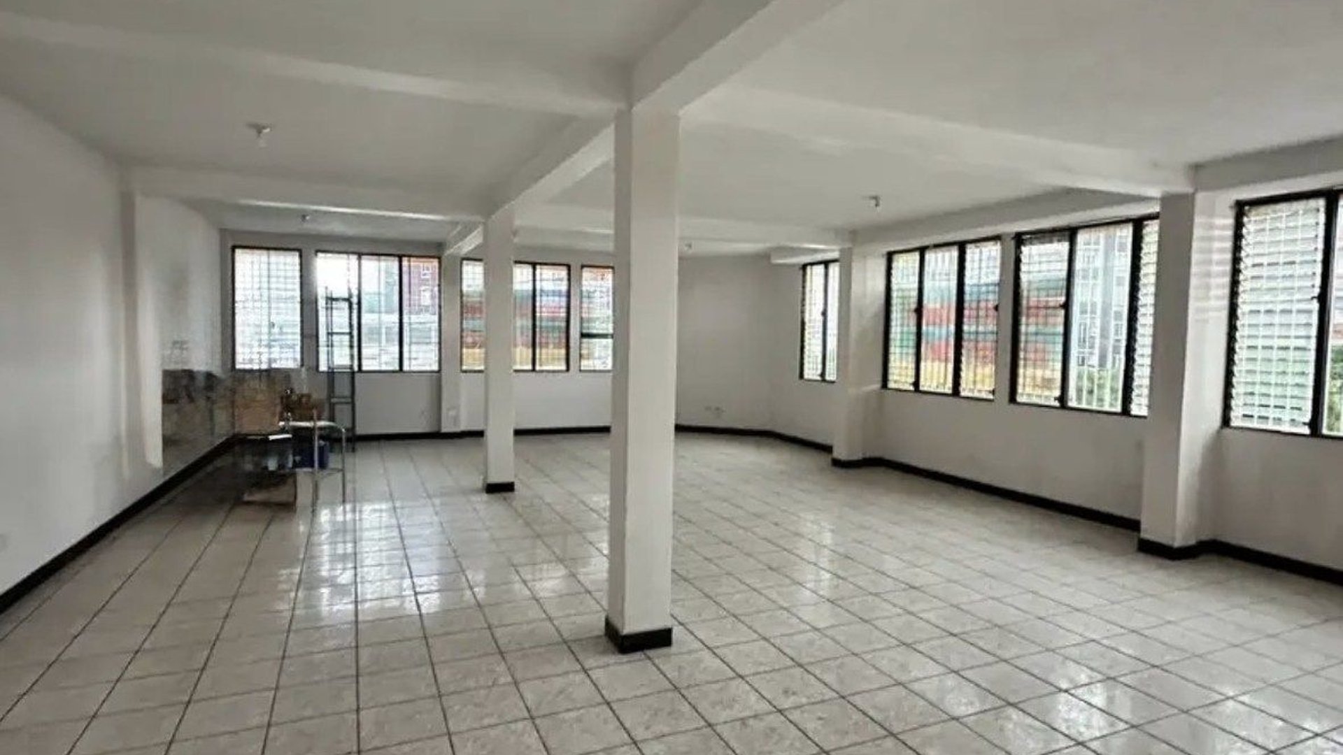 Edificio en Venta | Zona 5, Guatemala - Miniatura 3