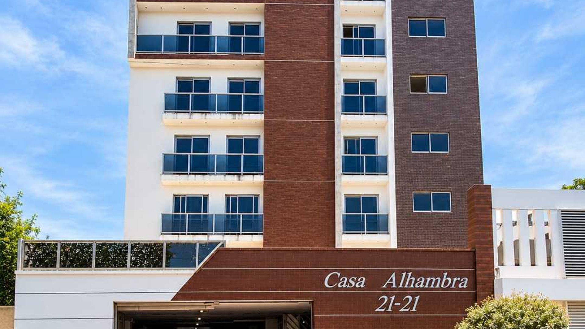 APARTAMENTO EN ALQUILER 📍 Edificio Alhambra, Zona 15