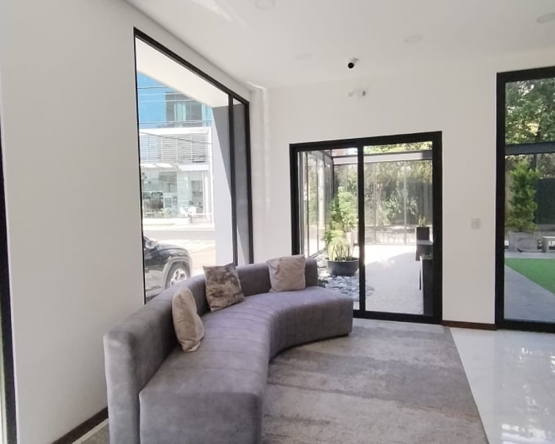 Apartamento Amueblado en Venta o Renta en la Zona 10