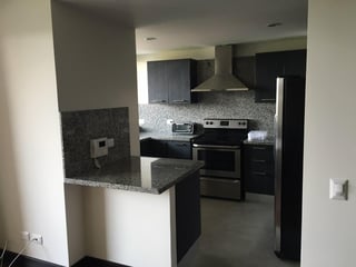 📍 APARTAMENTO AMUEBLADO EN RENTA – 1 HAB , SANTA SOFÍA | ZONA 10 - 5