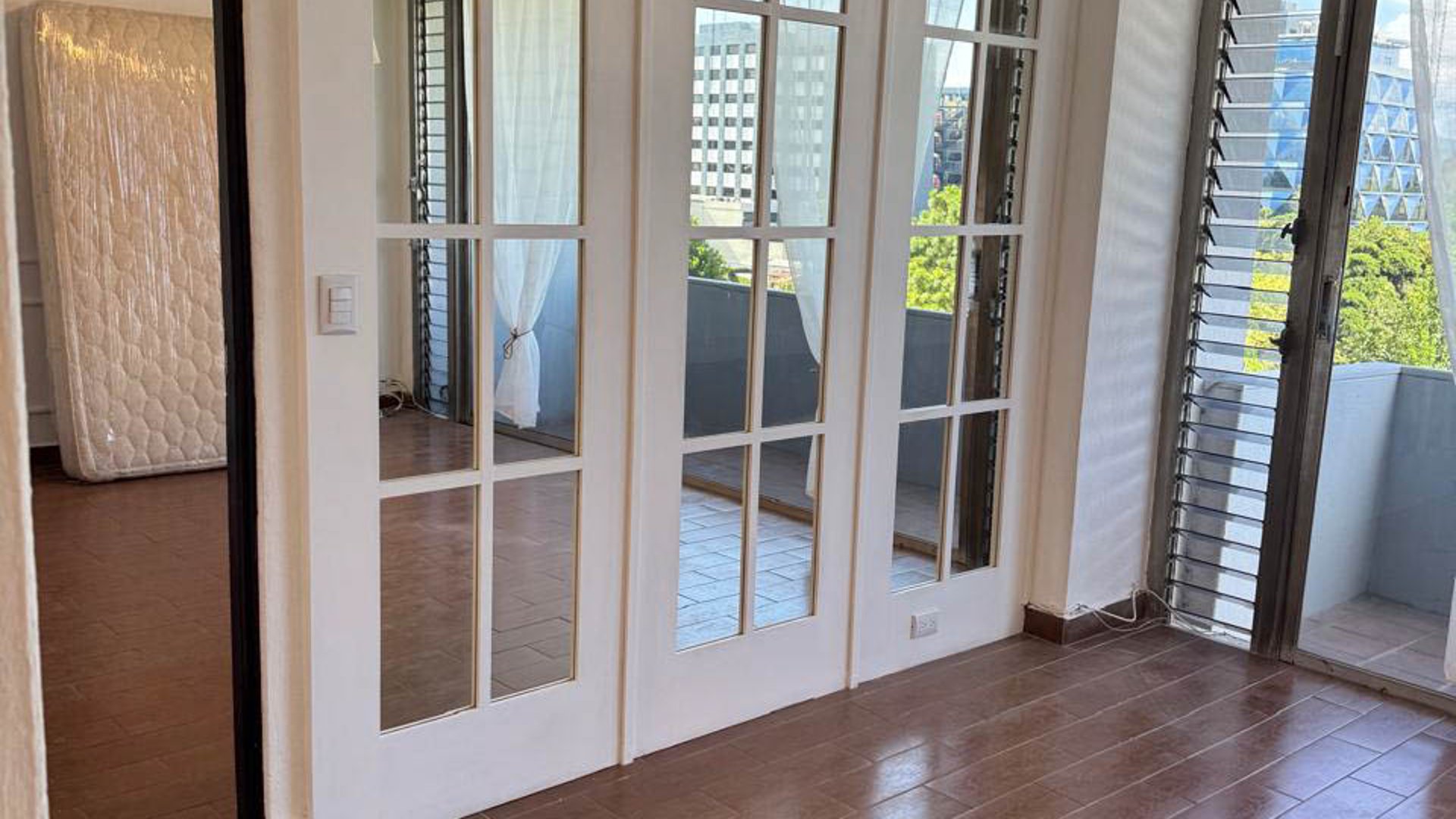 APARTAMENTO EN RENTA UNA HABITACIÓN/ Z. 9 - Miniatura 3