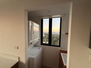 Apartamento en Renta en zona 10 (salida UFM) - Image 6