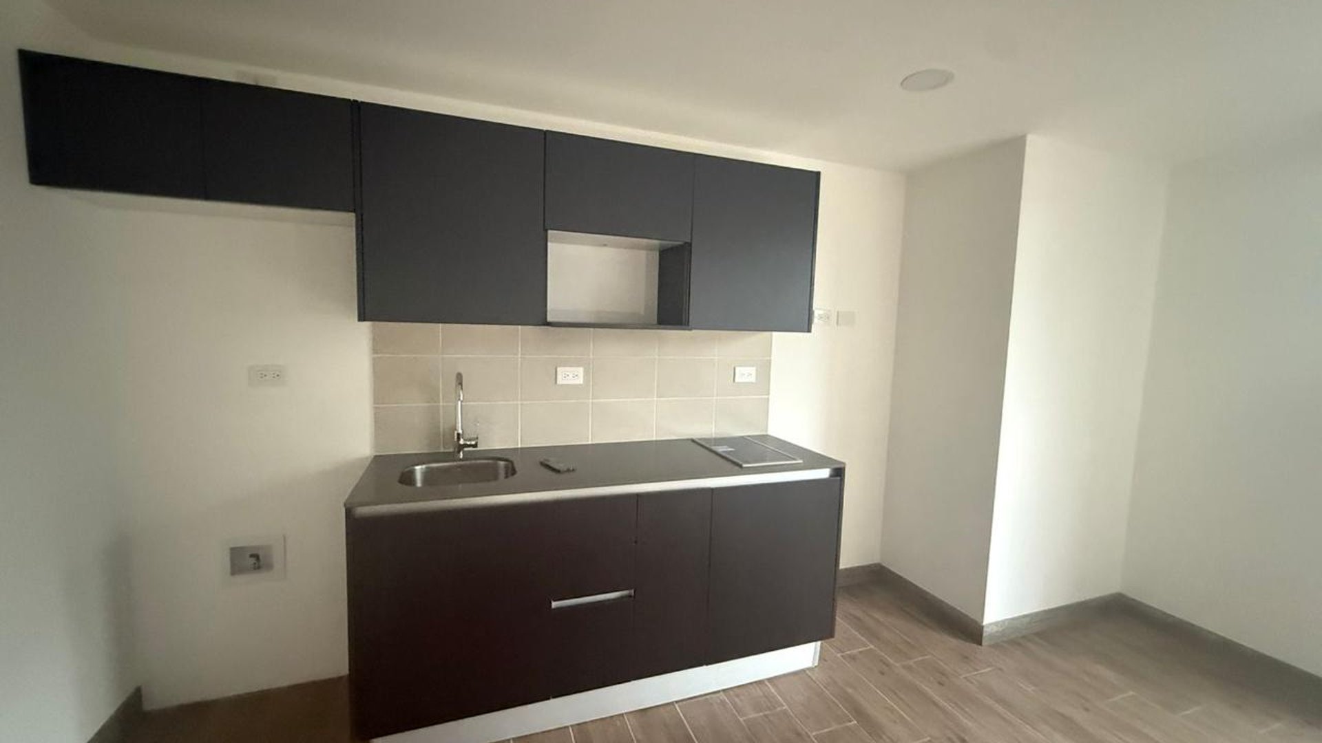 APARTAMENTO PARA ESTRENAR EDIFICIO KIINTEA ZONA 15 VISTA HERMOSA 2
