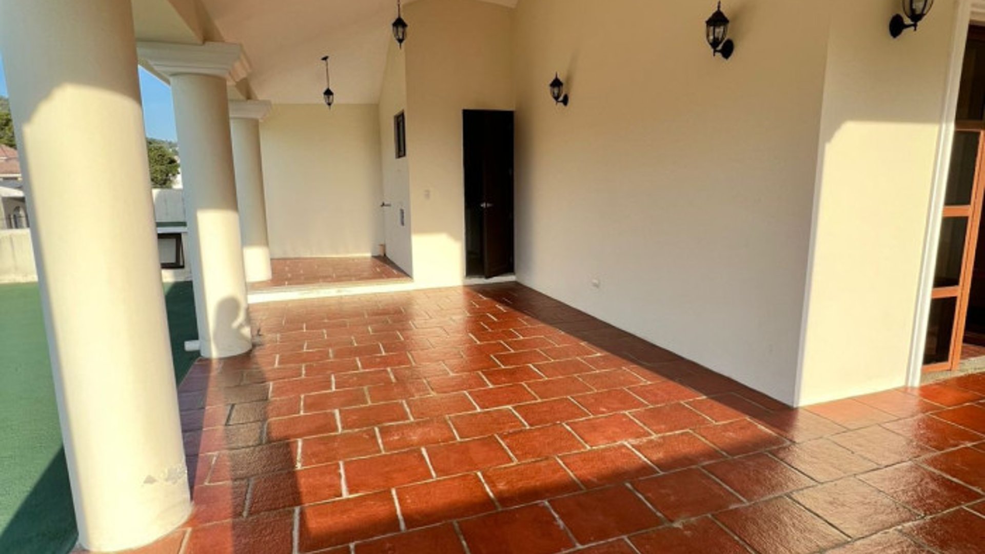 Casa grande en venta en Jutiapa sobre calle principal - Miniatura 15