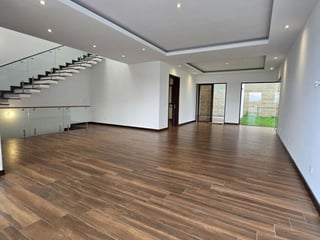 Casa Nueva en Alquiler – Lomas de San Isidro, Zona 16 - Image 23