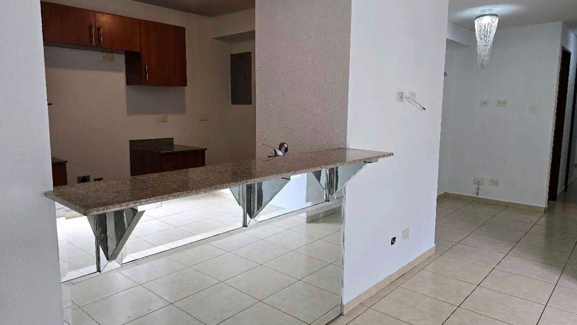 APARTAMENTO EN ALQUILER EN PARQUE 7 - Miniatura 4