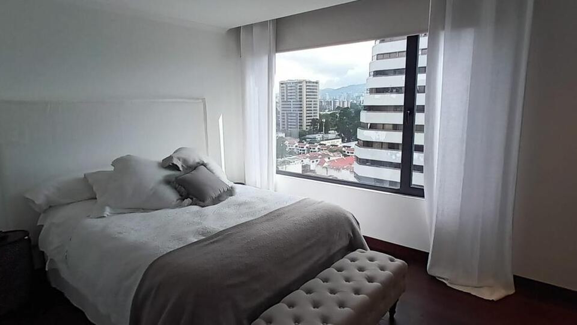 Lujoso apartamento en renta Amueblado / Zona 14 - IKONIA