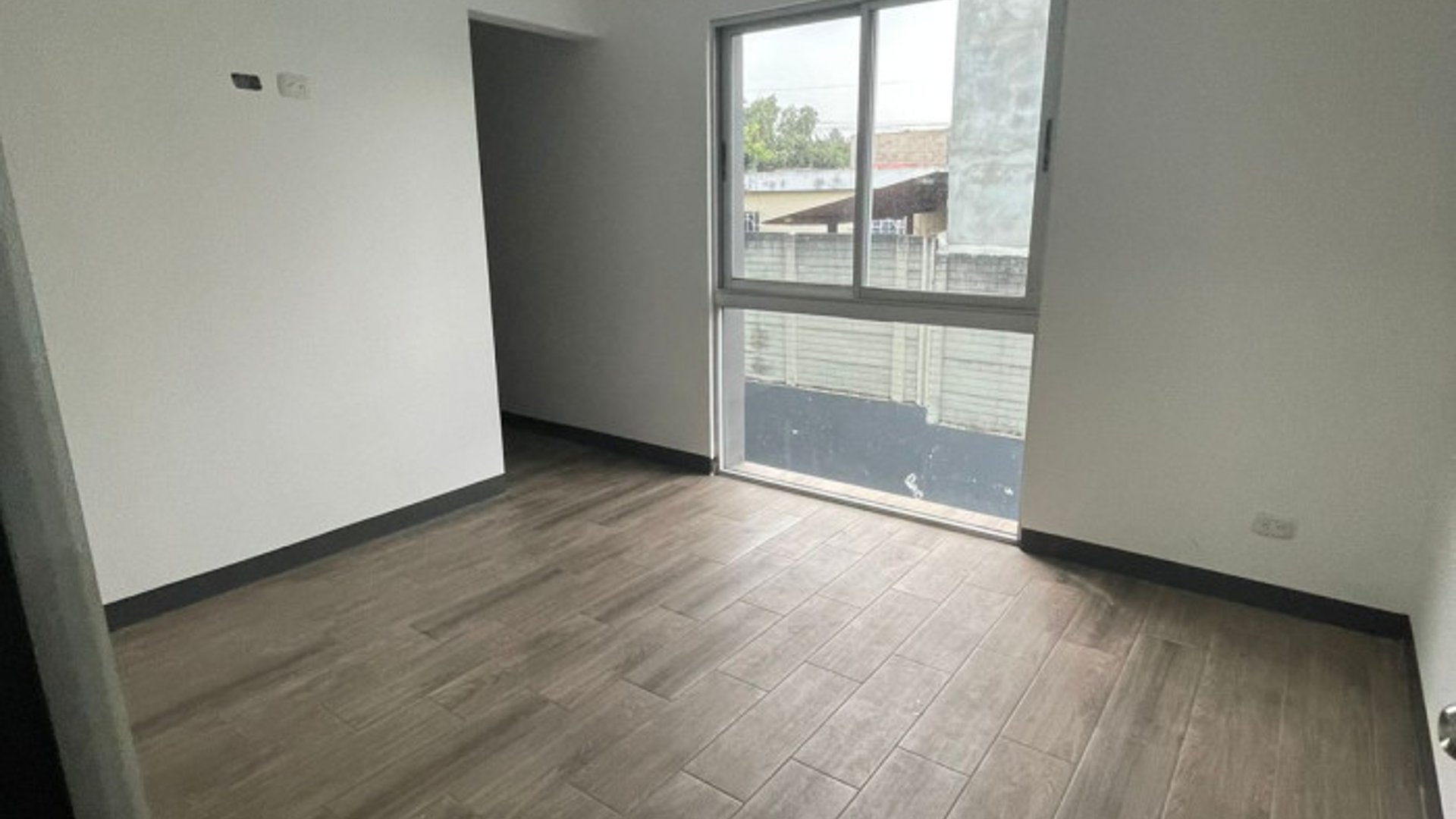 Apartamento en renta Catalina Villa nueva - Miniatura 10