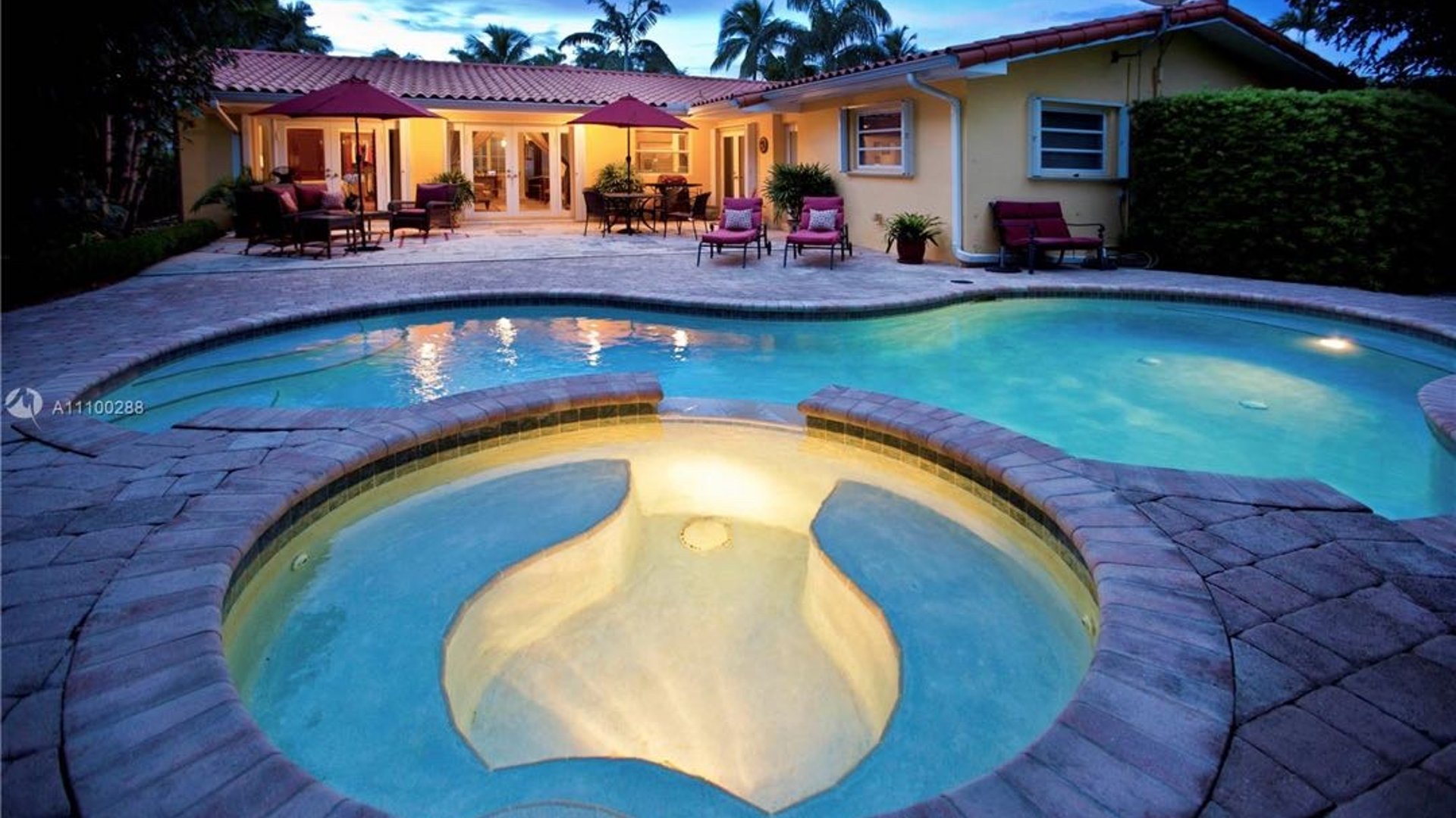CASA EN VENTA EN CORAL GABLES