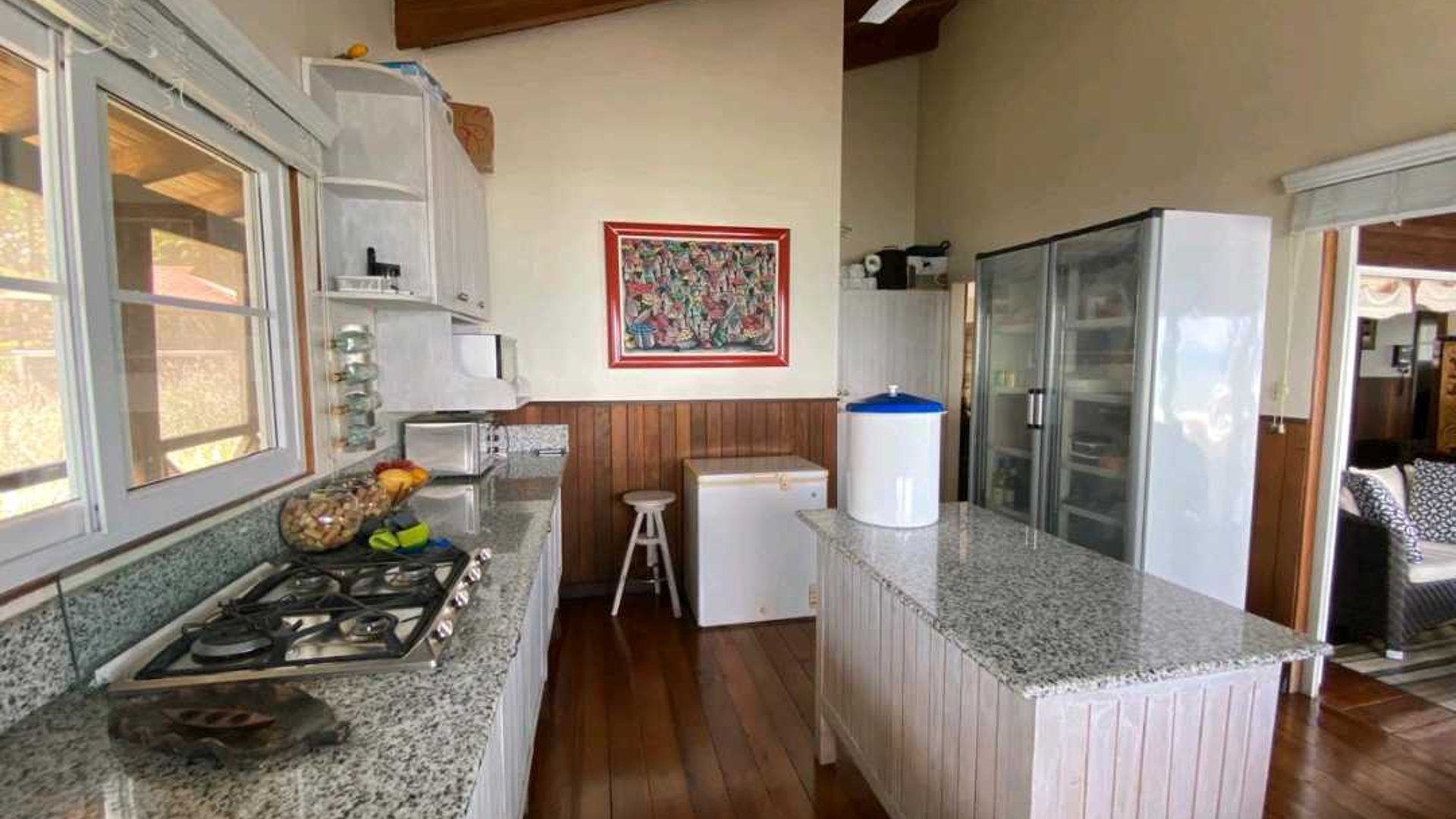Vendo Linda y Amplia Propiedad en Rio Dulce - Miniatura 4