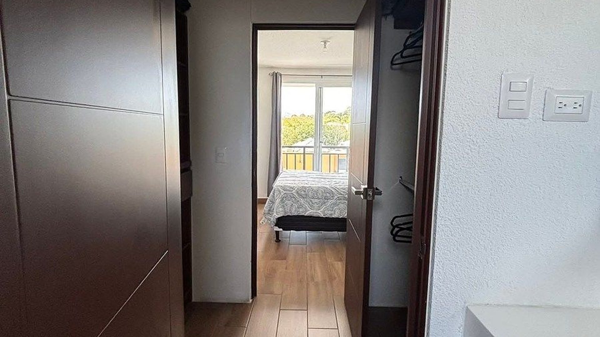 Apartamento en Renta - Senderos Zona 16 - Miniatura 7