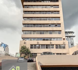 PLAZA MARÍTIMA / Oficina en Venta, zona 10
