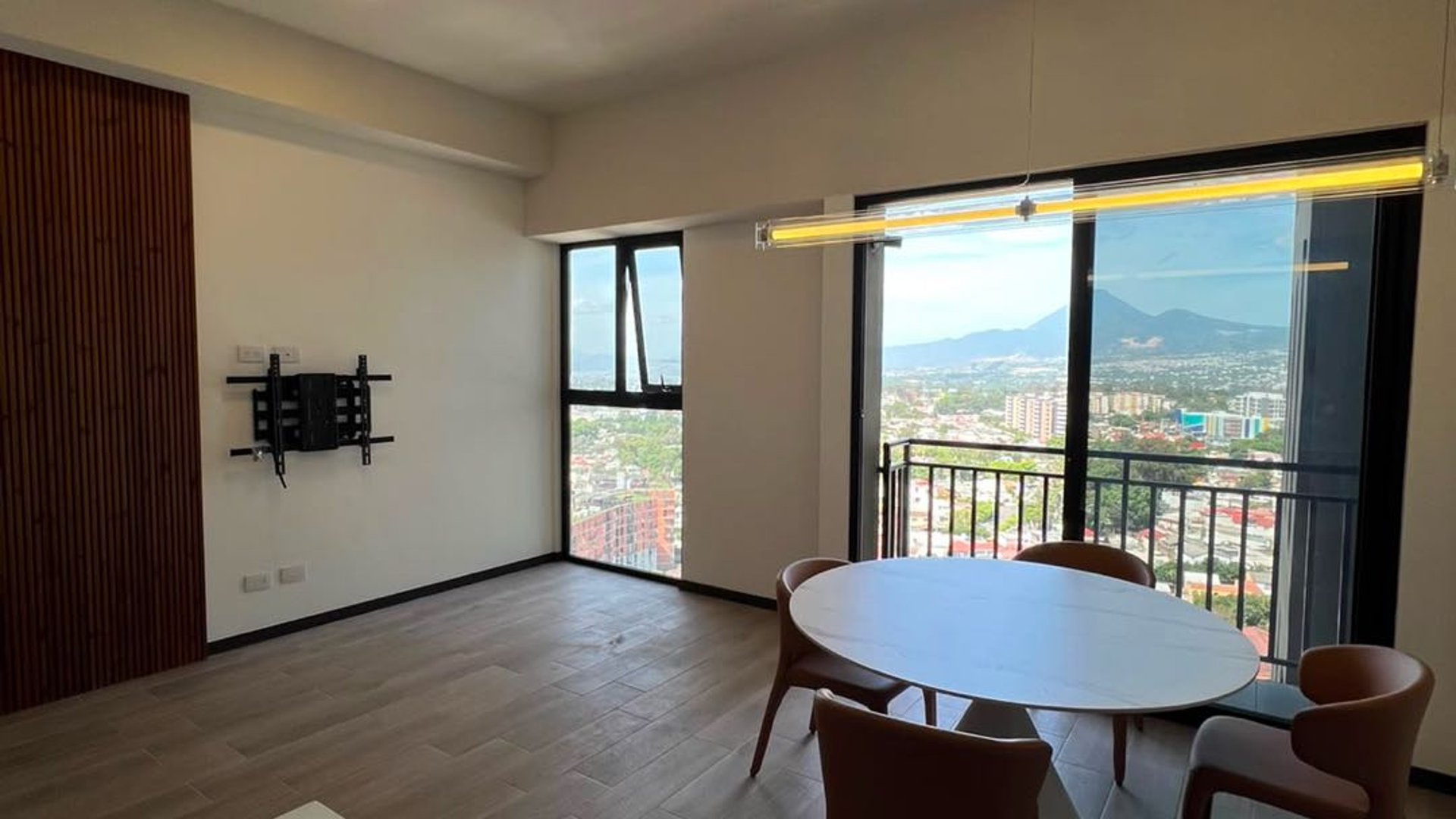 Alquiler de lindo apartamento en zona 11 - Miniatura 7