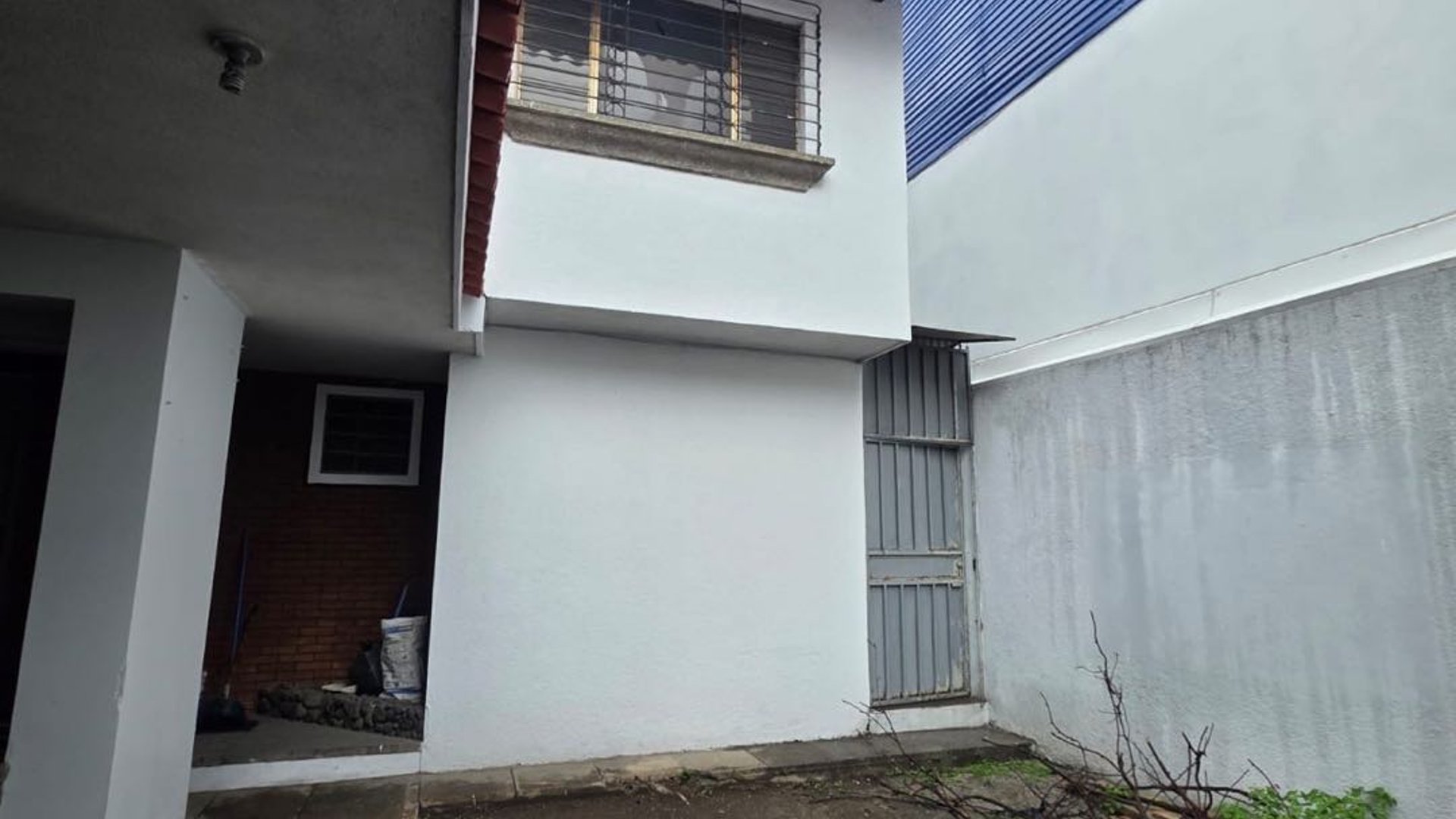 *Alquiler de casa ideal para oficina en Zona 11* - Miniatura 8