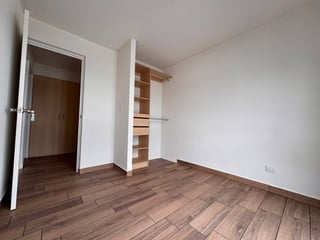 Apartamento en renta en Edificio Lares 17 zona 17 - 4