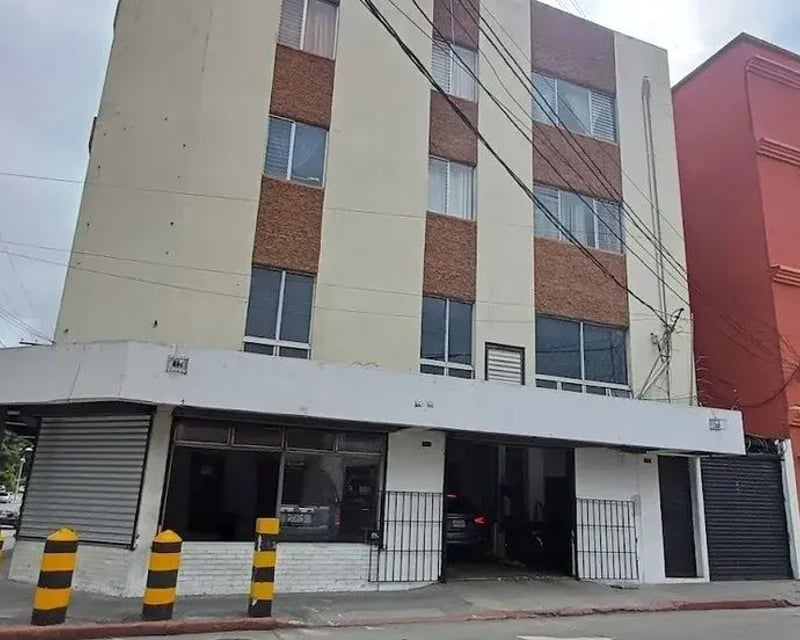 VENTA / RENTA – EDIFICIO COMERCIAL EN ZONA 1
