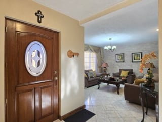 Casa en Venta Zona 11 Ciudad de Guatemala Las Charcas - 2