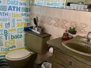 Vendo Amplia Casa en zona 11, Mariscal - Image 18