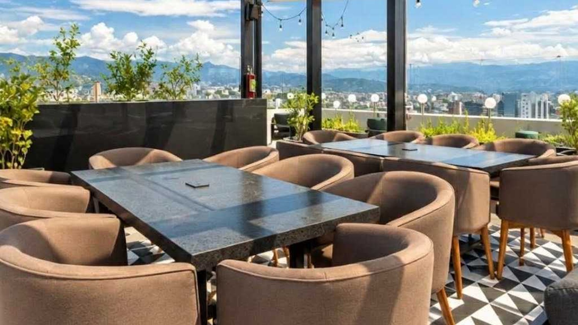 APARTAMENTO EN ALQUILER 📍 Edificio Atarah, Zona 10