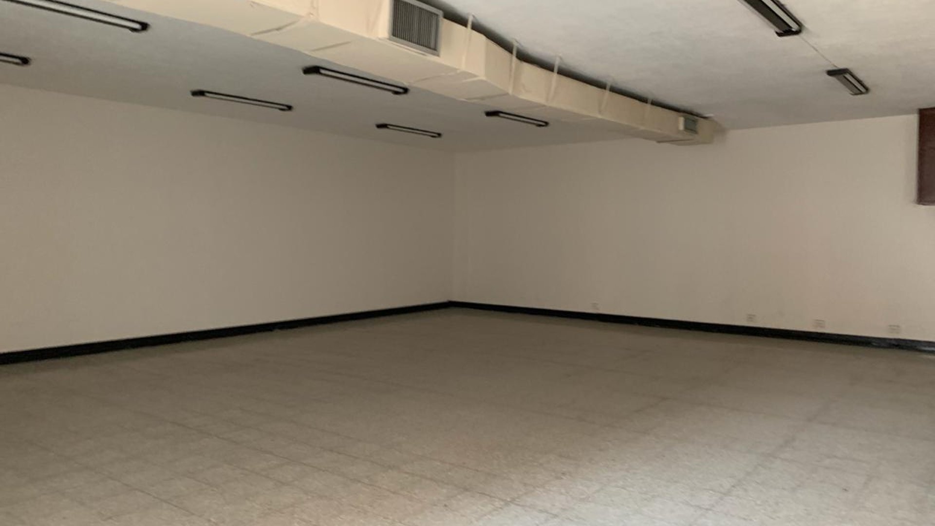 Bodega en Venta, zona 9 - Miniatura 6
