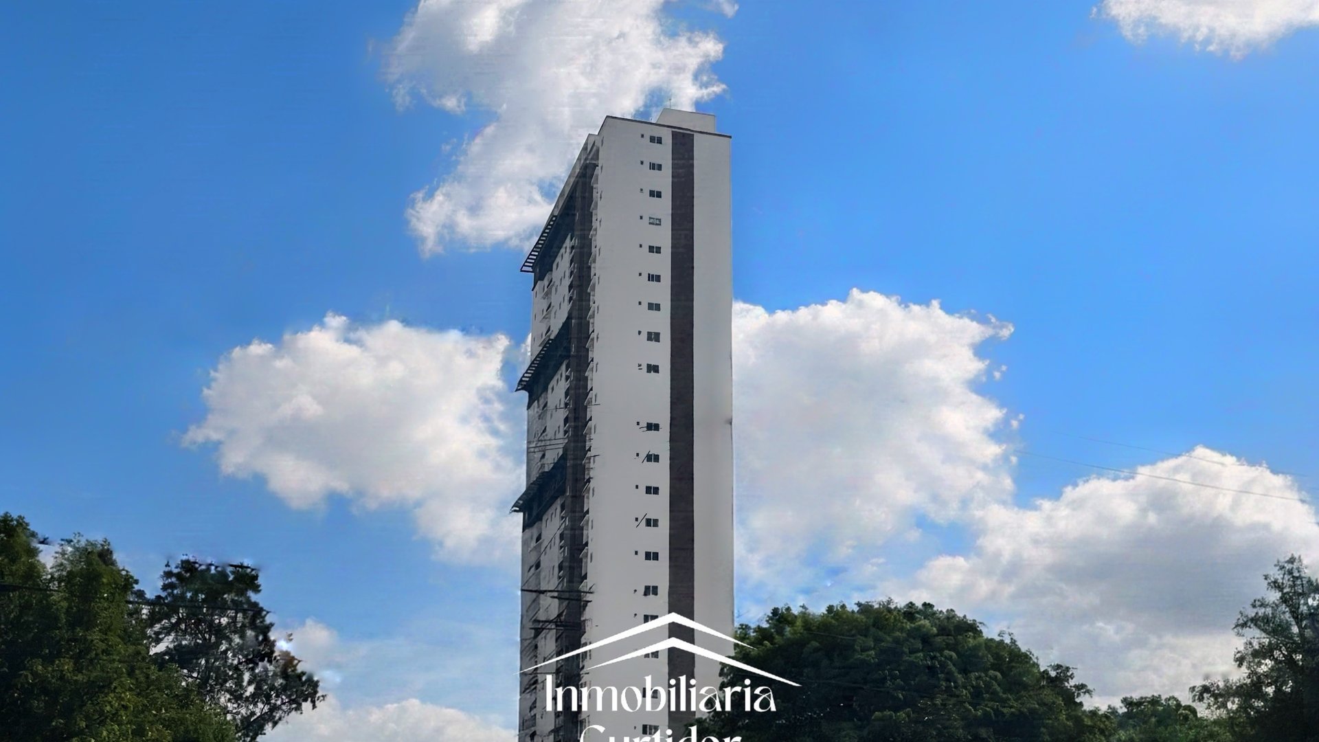 Apartamento en venta de 3 habitaciones en Andares Doce, Z12
