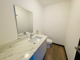 VENTA DE HERMOSO APARTAMENTO - PLAZA SEGHERIA, ZONA 14 - 5