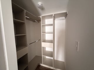Apartamento en Alquiler Edificio Modra, zona 4  - 4