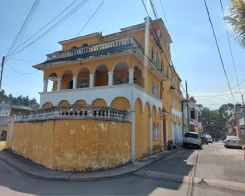 Vendo amplia casa en Residenciales Villas del Sur, villa canales