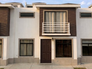 CASA EN VENTA O RENTA – LA FORET DE ARRAZOLA | FRAIJANES - Image 1