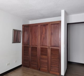 APARTAMENTO EN ZONA 11 - Miniatura 9