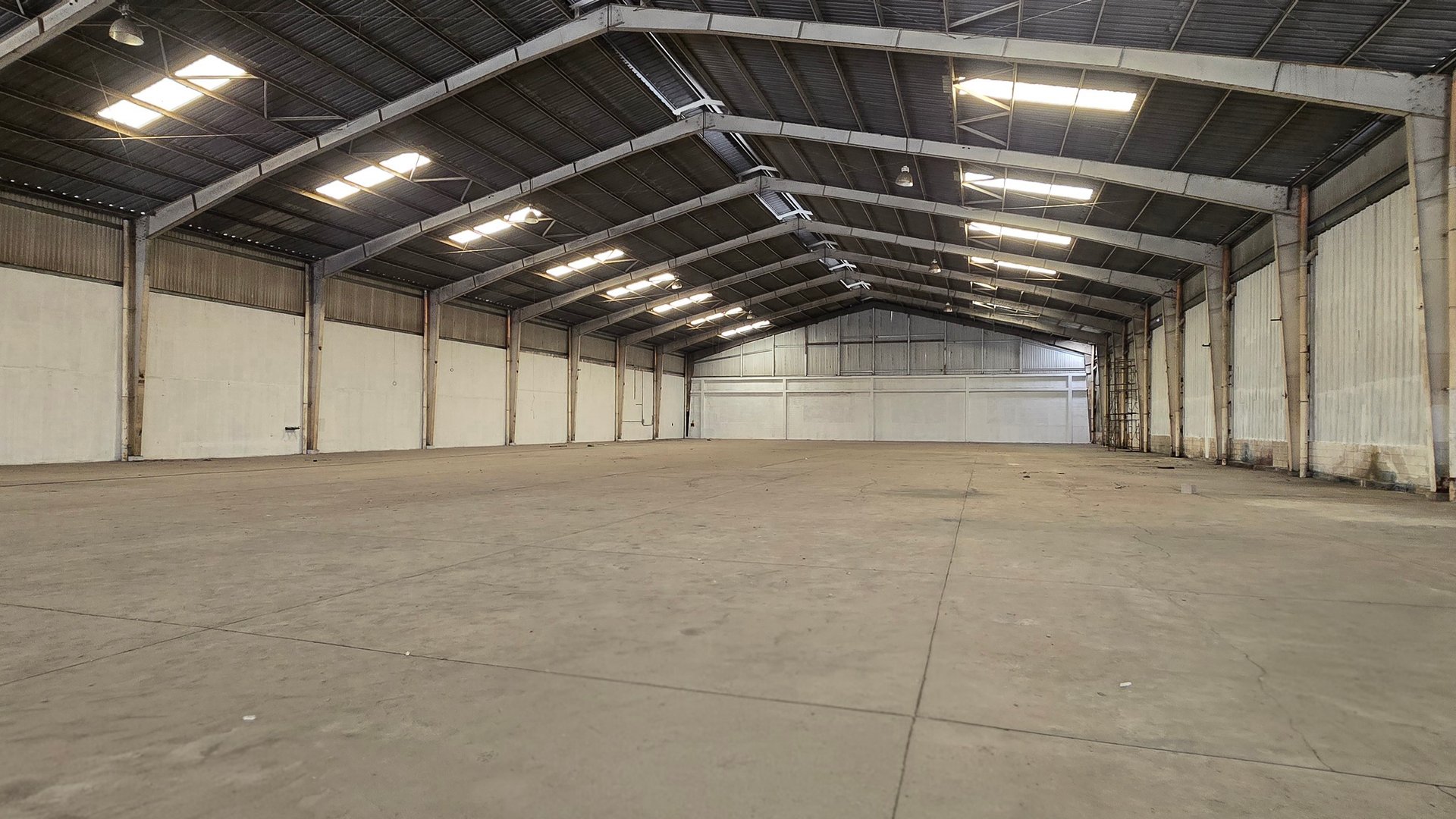 Bodega en renta en Palín Km. 38.5 de 3,160m - Miniatura 2