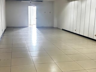 Local en Renta y Venta zona 10 / Pradera - 3
