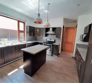 Casa con habitacion de servicio y jardin en KM 12.5 CAES Ref-5879
