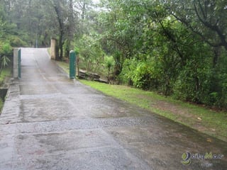 TERRENO EN CONDOMINIO DE SAN JUAN SACATEPÉQUEZ - 4