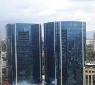 Oficina en Venta en Diagonal 6 Zona 10 Guatemala