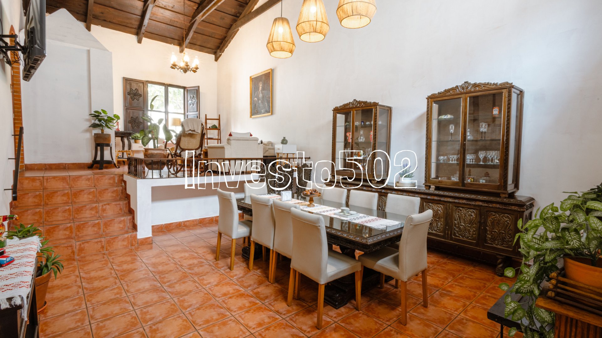 Amplía Casa en Antigua Guatemala, Condominio Las Gravileas - Miniatura 4