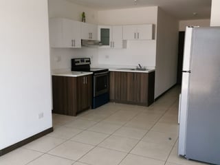 Se vende apartamento para inversión en zona 7 Rentado - 3