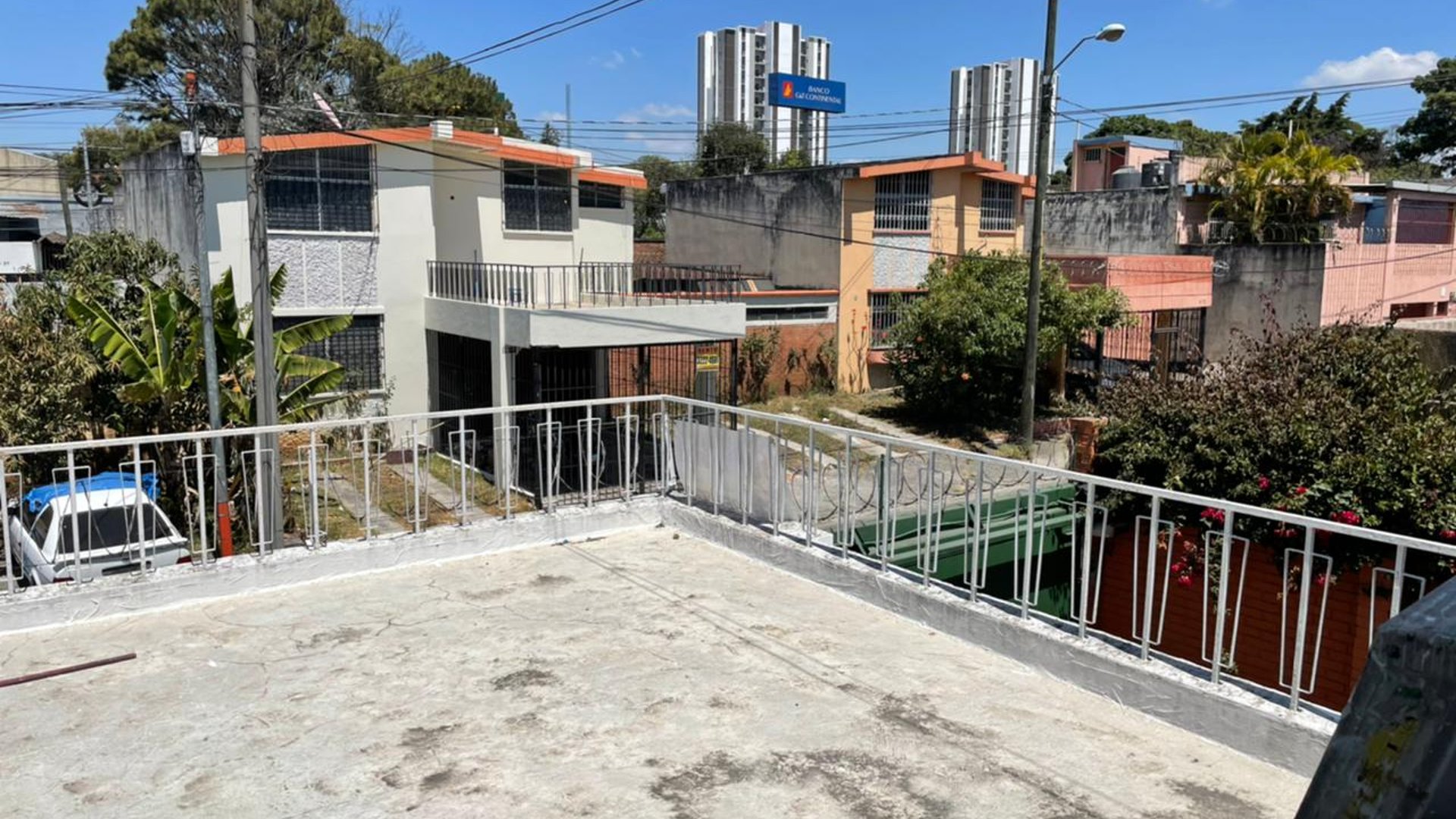 CASA EN RENTA EN AVENIDA PETAPA - Miniatura 4