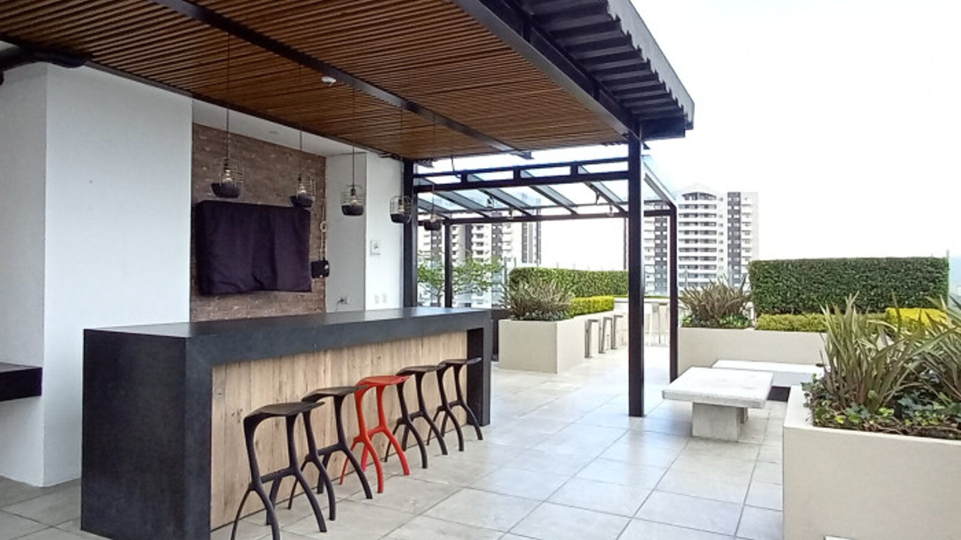 Apartamento en renta en zona 15 - Miniatura 5