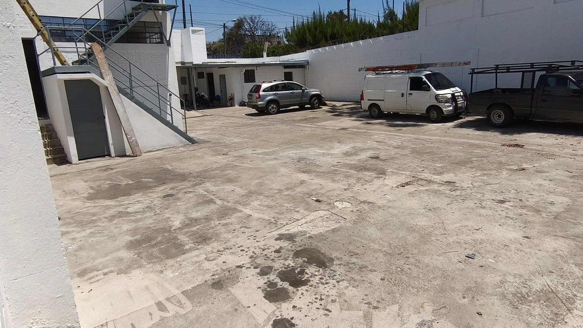Bodega en Renta - Calzada Atanasio Tzul Zona 8 - Miniatura 7