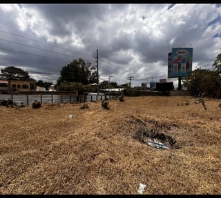 Terreno de 1,900vrs en venta Carretera El Salvador