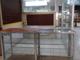 KIOSKO EN VENTA EN CENTRO COMERCIAL GRAN PORTAL  PETAPA - 4