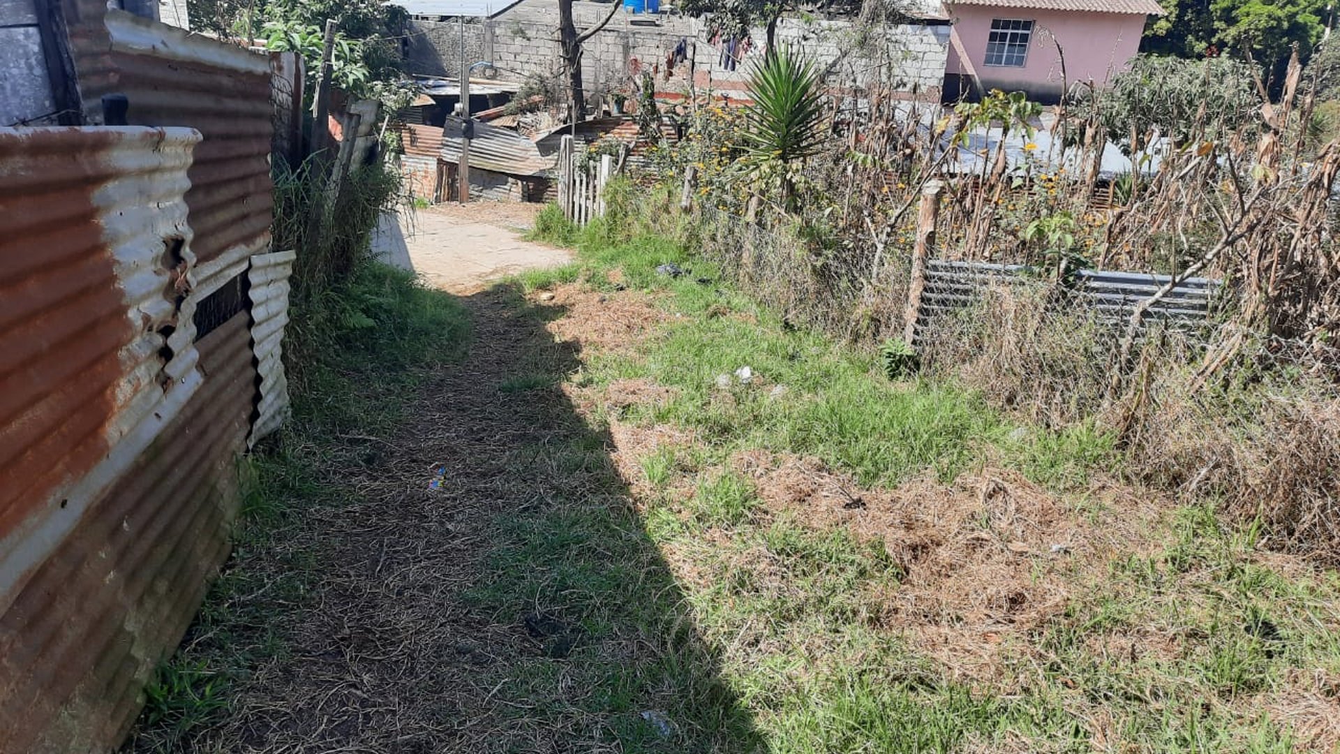 TERRENO EN VENTA EN SANTA CATARINA PINULA - Miniatura 4