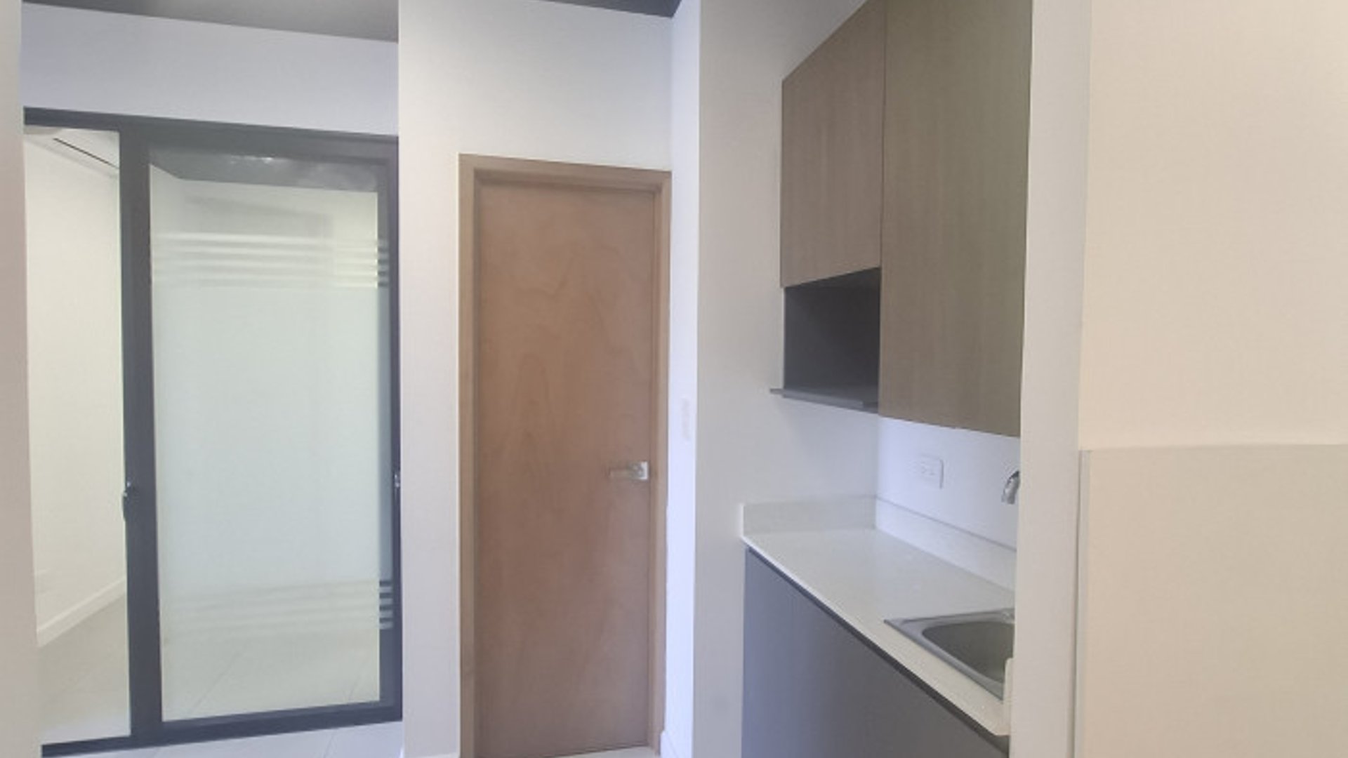 Clinica en Renta edificio Medico en zona 14 - Miniatura 8
