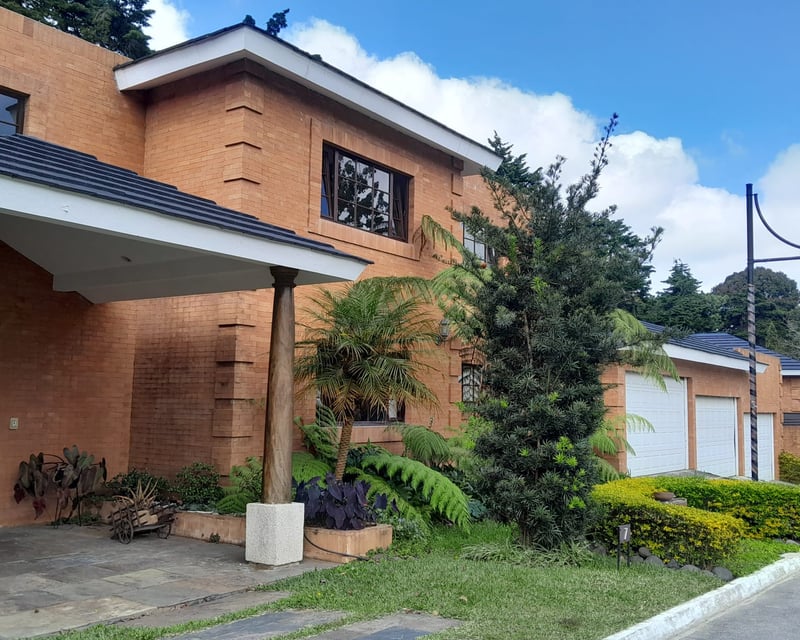Casa Alquiler en Muxbal