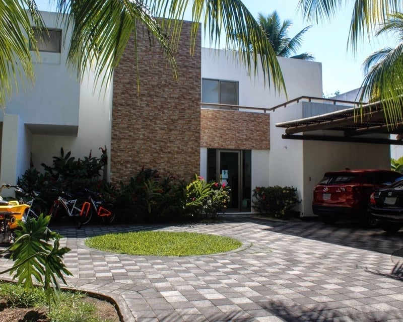 Preciosa Casa en venta en Puerto dentro de Condominio