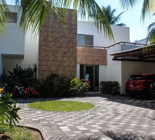 Preciosa Casa en venta en Puerto dentro de Condominio