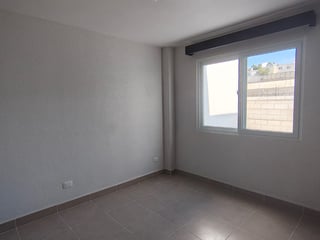 Casa en renta  Ubicada en Verdea Arrazola, Km 16.5 entrada a Olmeca. Dentro de g - 2