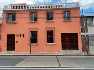 Propiedad comercial en venta | A pasos del Arco de Correos, Zona 1 - 2