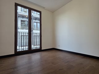 En Venta apartamento Zona 16 Lirios de Cayala - Image 3